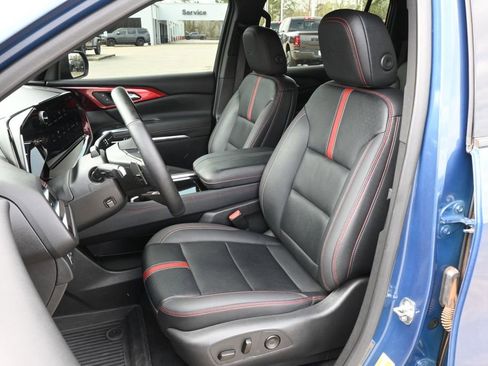 Used 2024 Chevrolet Traverse RS w/ LPO, Floor Liner Package image 16