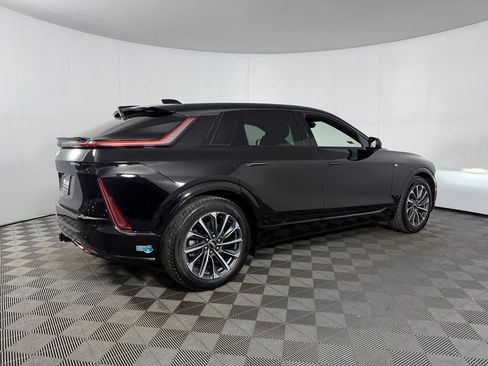 Used 2024 Cadillac Lyriq Sport AWD/4WD image 8