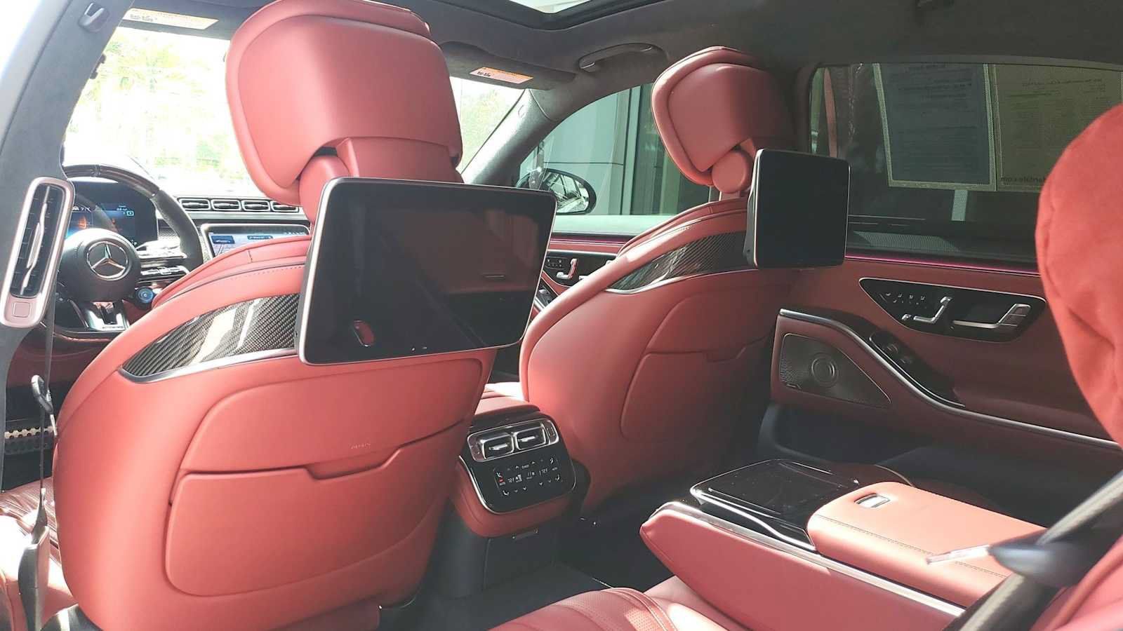 Used 2024 Mercedes-Benz S 63 AMG S image 18