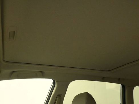 Used 2016 Subaru Forester 2.5i Premium w/ All-Weather Package image 23