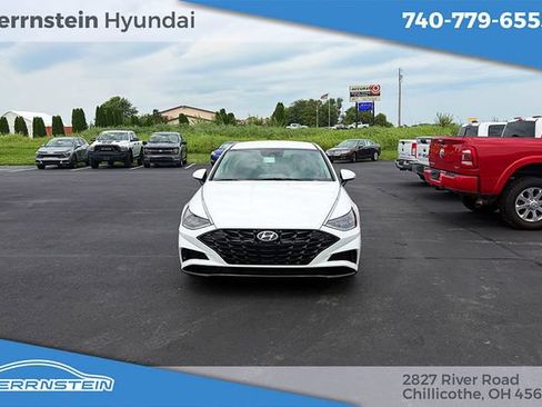 Used 2023 Hyundai Sonata SEL FWD image 2