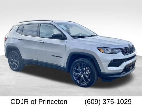 New 2026 Jeep Compass Latitude AWD/4WD image 1