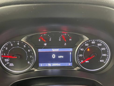 Used 2024 GMC Terrain SLT AWD/4WD image 32