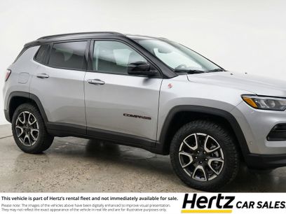 Used 2025 Jeep Compass Trailhawk