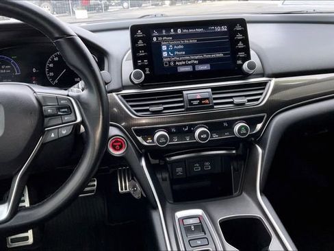 Used 2022 Honda Accord Sport image 6