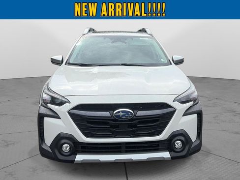Used 2023 Subaru Outback Touring XT w/ Tech Package 2 AWD/4WD image 2