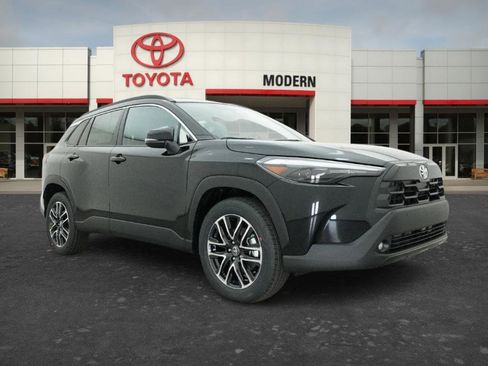 New 2026 Toyota Corolla Cross XLE image 3