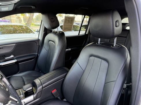 Certified 2022 Mercedes-Benz GLB 250 image 12