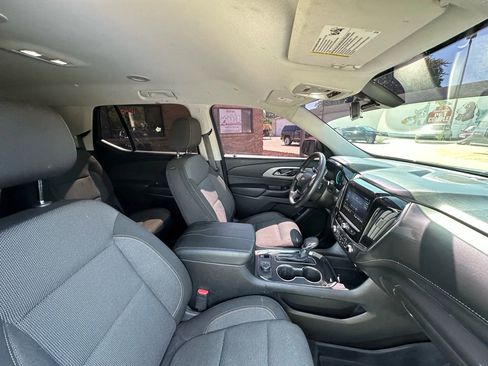 Used 2021 Chevrolet Traverse LT w/ LPO, Floor Liner Package image 12
