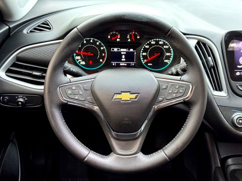 Used 2021 Chevrolet Malibu RS image 20