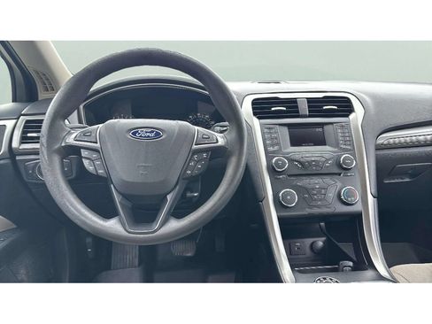 Used 2017 Ford Fusion S FWD image 12