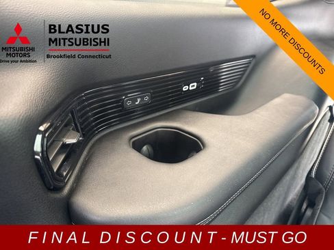 Used 2022 Jeep Grand Wagoneer Series II image 25