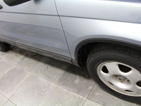 Used 2010 Honda CR-V LX image 27