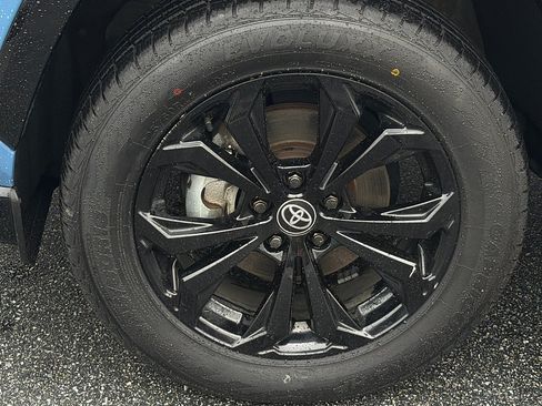 Used 2023 Toyota RAV4 XSE AWD/4WD image 6