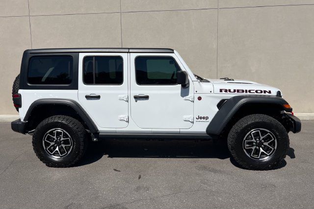 Used 2025 Jeep Wrangler Unlimited Rubicon w/ Safety Group AWD/4WD image 5