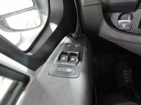 Used 2024 RAM ProMaster 2500 w/ Convenience Group image 36