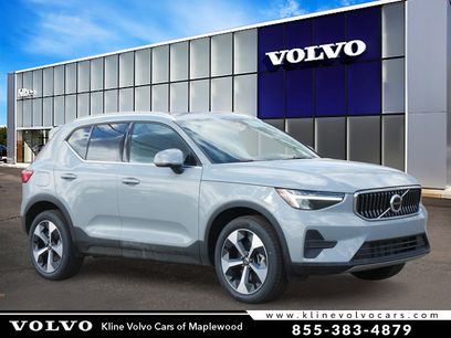 New 2025 Volvo XC40 B5 Core w/ Protection Package Premier