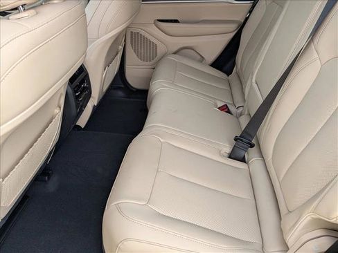 New 2025 Jeep Grand Cherokee Limited w/ Luxury Tech Group II image 16