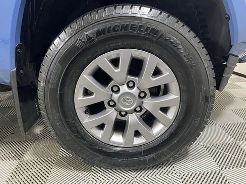 Used 2019 Toyota Tacoma SR5 image 23