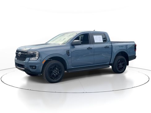 Used 2025 Ford Ranger XLT w/ FX4 Off-Road Package AWD/4WD image 2