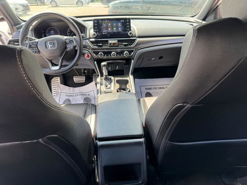 Used 2019 Honda Accord Sport image 17