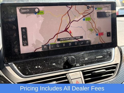 Used 2024 Nissan Altima 2.5 SR w/ SR Premium Package AWD/4WD image 9