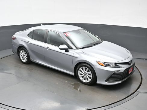 Used 2023 Toyota Camry LE FWD image 33