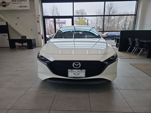 Used 2019 MAZDA MAZDA3 AWD Hatchback w/ Preferred Pkg image 6