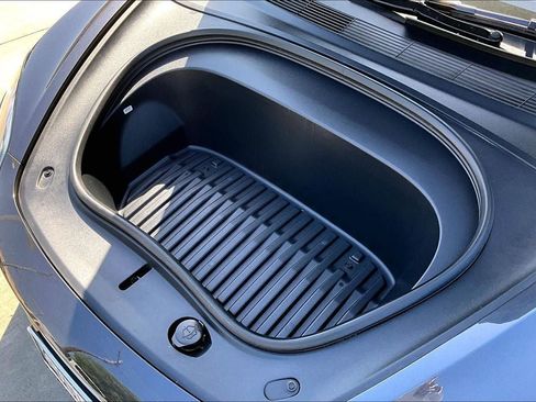 Used 2024 Tesla Model 3 Standard Range RWD image 29