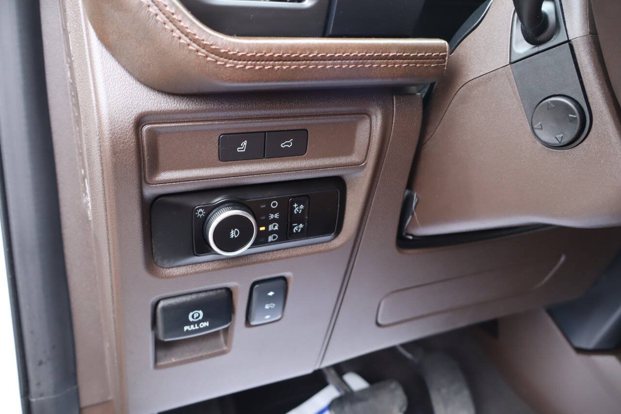 Used 2024 Ford Expedition King Ranch AWD/4WD image 18
