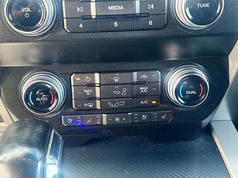 Used 2019 Ford F150 Lariat w/ Equipment Group 502A Luxury image 16