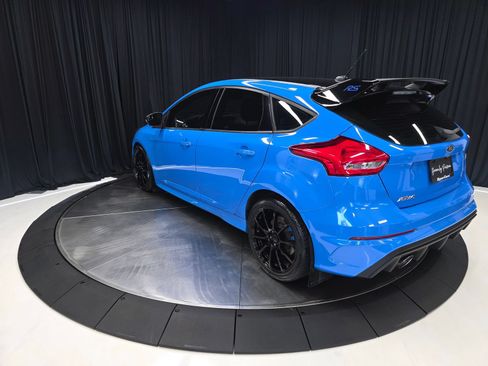Used 2018 Ford Focus RS AWD/4WD image 11
