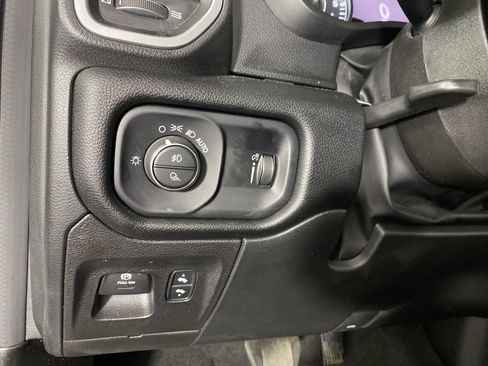 Used 2022 RAM 1500 Big Horn AWD/4WD image 26