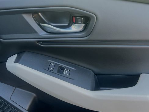 New 2025 Honda Accord SE image 18