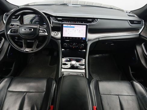 Used 2022 Jeep Grand Cherokee Overland w/ Advanced Protech Group III AWD/4WD image 20