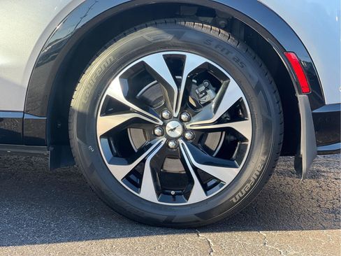 Used 2021 Ford Mustang Mach-E Premium image 27