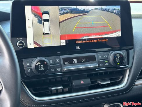 Certified 2025 Toyota Grand Highlander AWD image 28