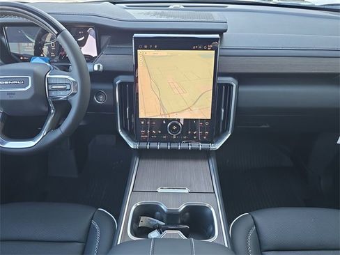 New 2026 GMC Acadia Denali w/ Super Cruise Package image 13