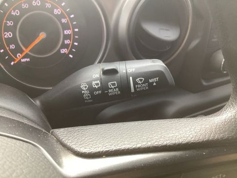 Used 2018 Jeep Wrangler Unlimited Sport image 28