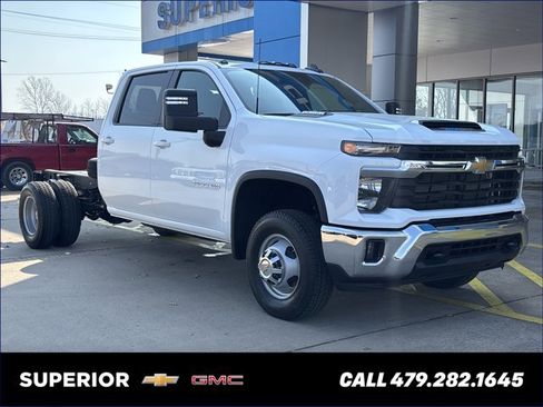 New 2026 Chevrolet Silverado 3500 LT w/ Convenience Package image 1