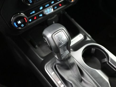 Certified 2025 Ford Bronco Outer Banks AWD/4WD image 14