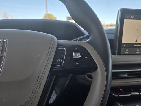 Used 2023 Lincoln Aviator Reserve w/ Equipment Group 201A image 17