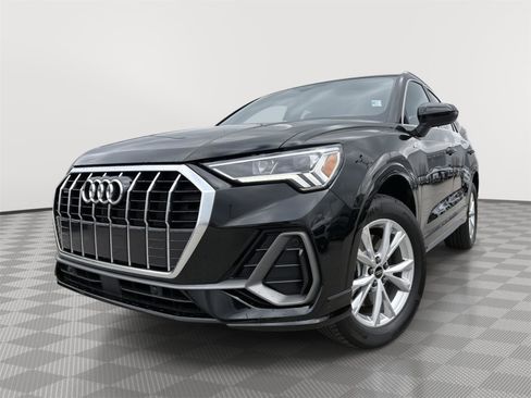 Used 2025 Audi Q3 2.0T Premium w/ Convenience Package AWD/4WD image 1