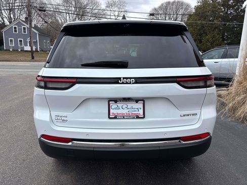 Used 2025 Jeep Grand Cherokee Limited w/ Luxury Tech Group II image 5