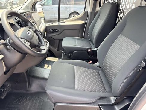 Certified 2025 Ford Transit 250 Low Roof w/ Exterior Upgrade Package RWD image 21