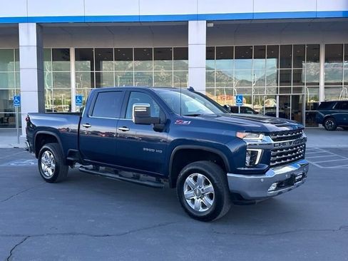 Certified 2022 Chevrolet Silverado 3500 LTZ w/ LTZ Plus Package AWD/4WD image 9