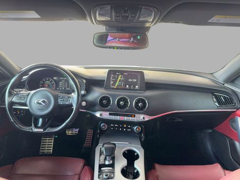 Used 2018 Kia Stinger GT2 AWD/4WD image 26
