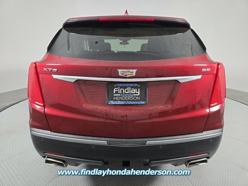 Used 2018 Cadillac XT5 Luxury w/ Driver Awareness Package FWD image 5