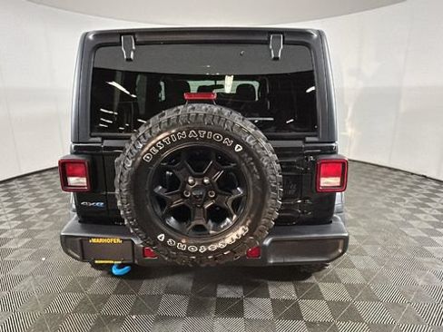 Used 2023 Jeep Wrangler Unlimited AWD/4WD image 3