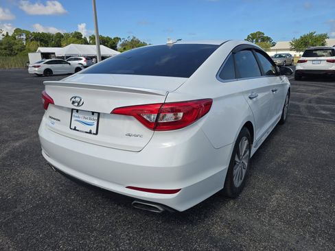 Used 2015 Hyundai Sonata Sport w/ Option Group 04 FWD image 3